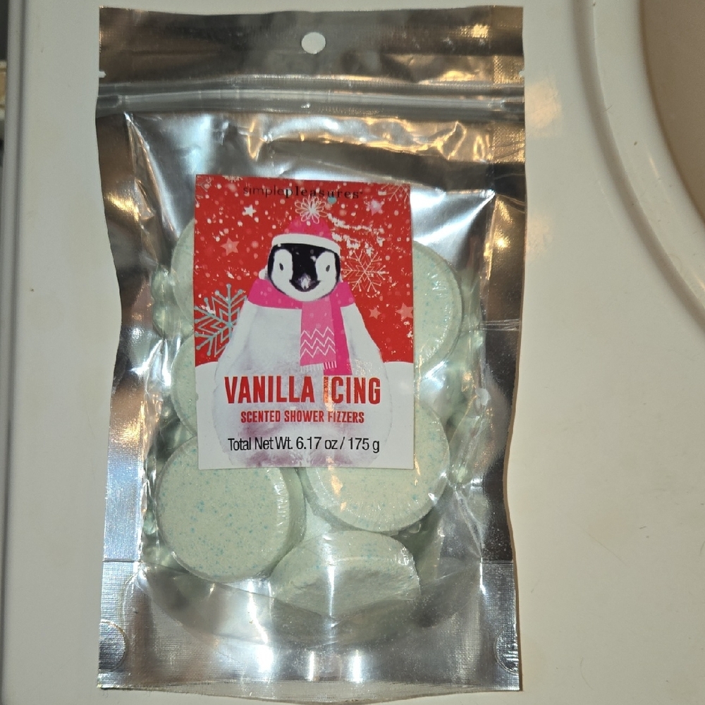 Vanilla Icing Shower Fizzers - Refreshing Blue